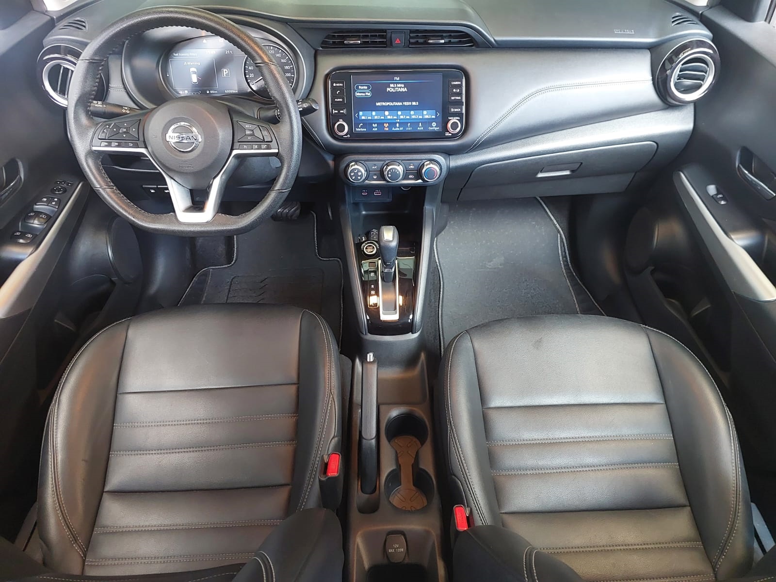 NISSAN KICKS