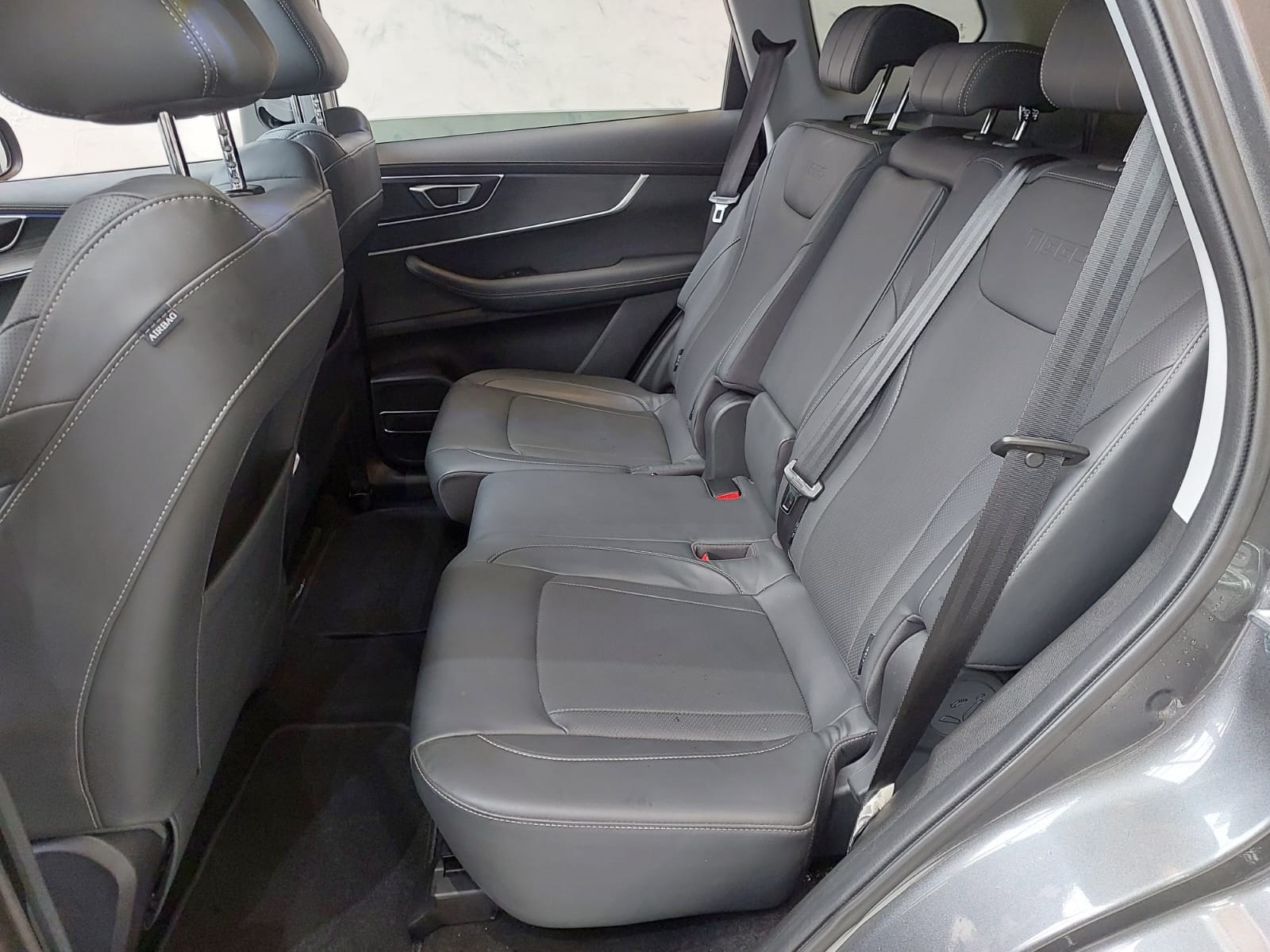 CHERY TIGGO 8