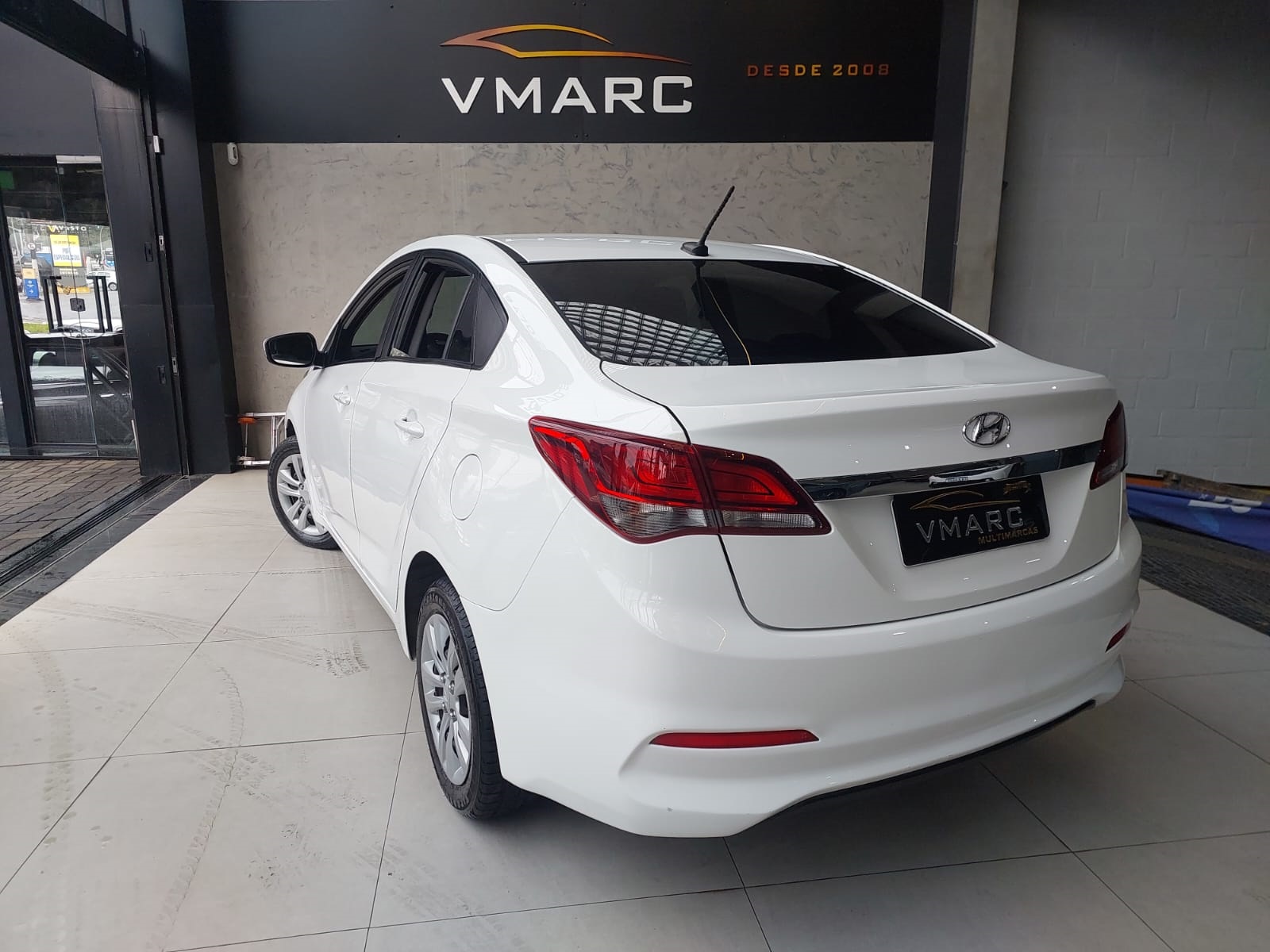 HYUNDAI HB20S