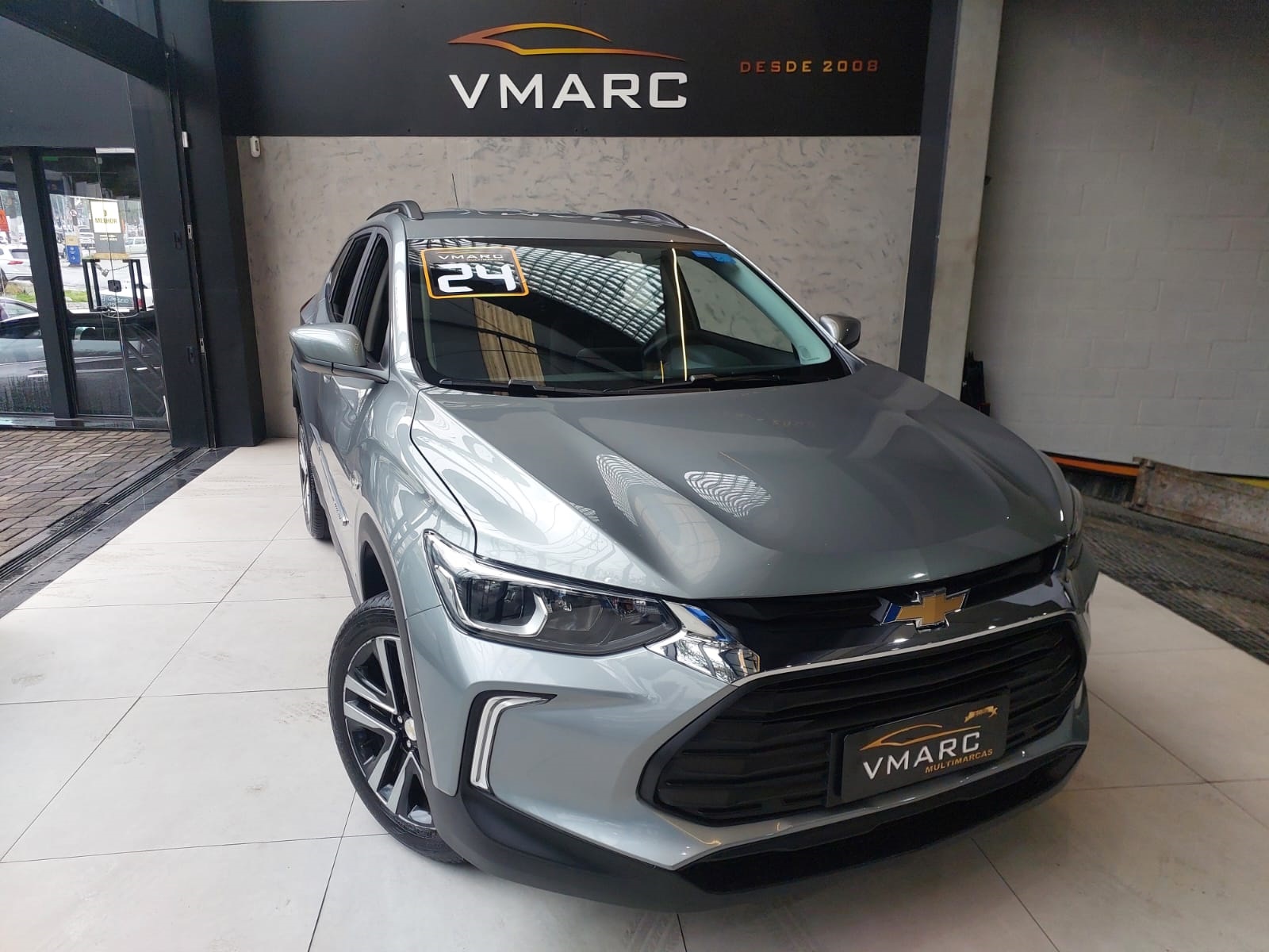 CHEVROLET TRACKER