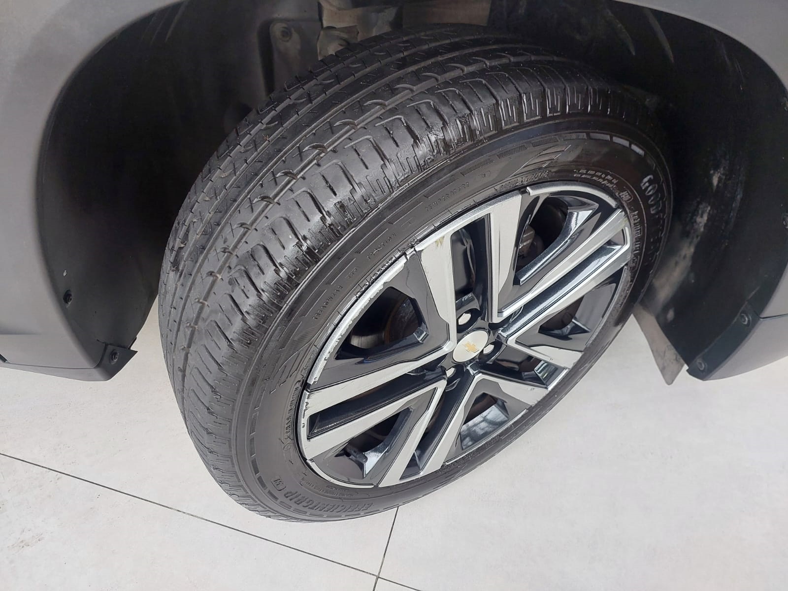 CHEVROLET TRACKER