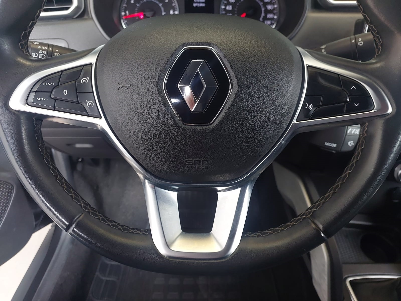RENAULT DUSTER