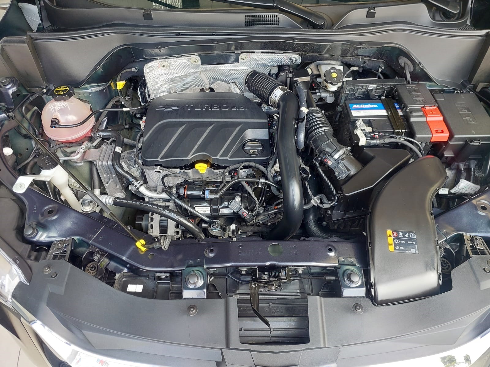 CHEVROLET TRACKER