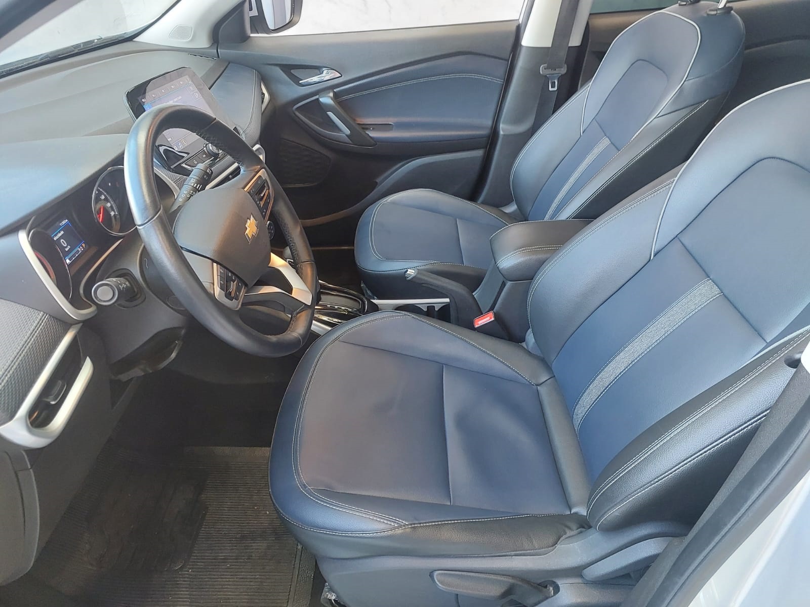 CHEVROLET TRACKER