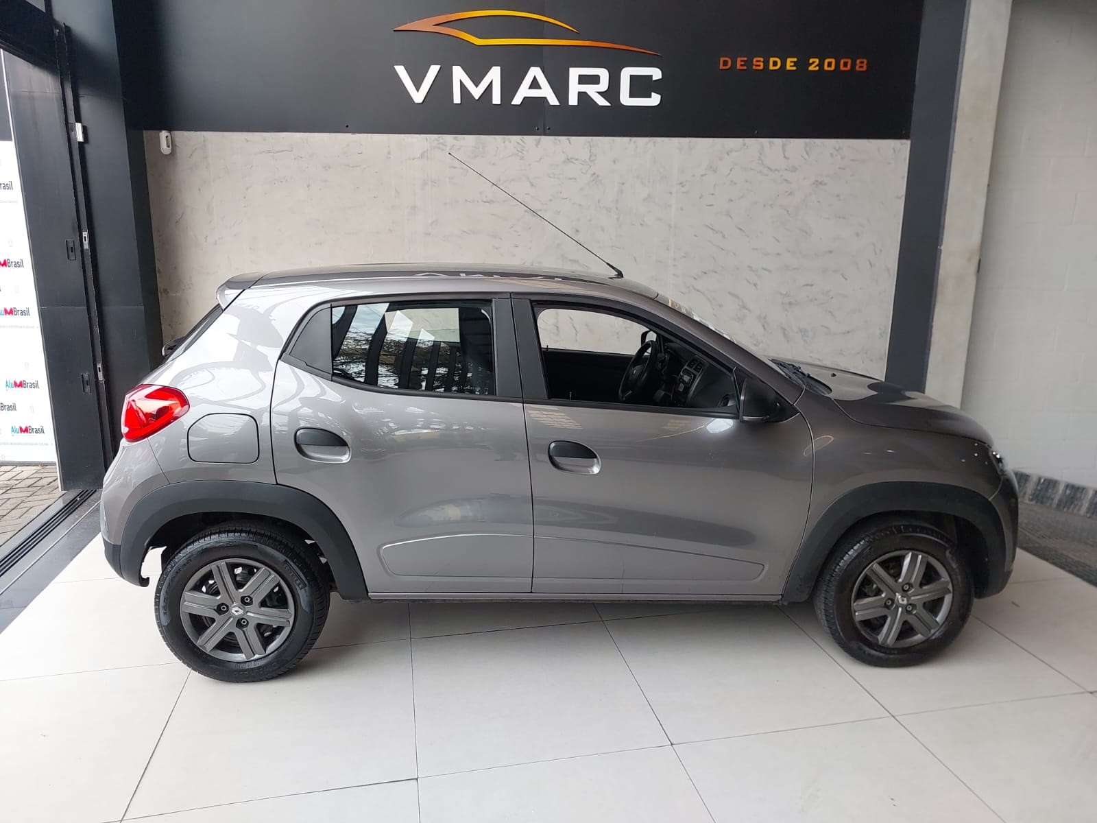 RENAULT KWID