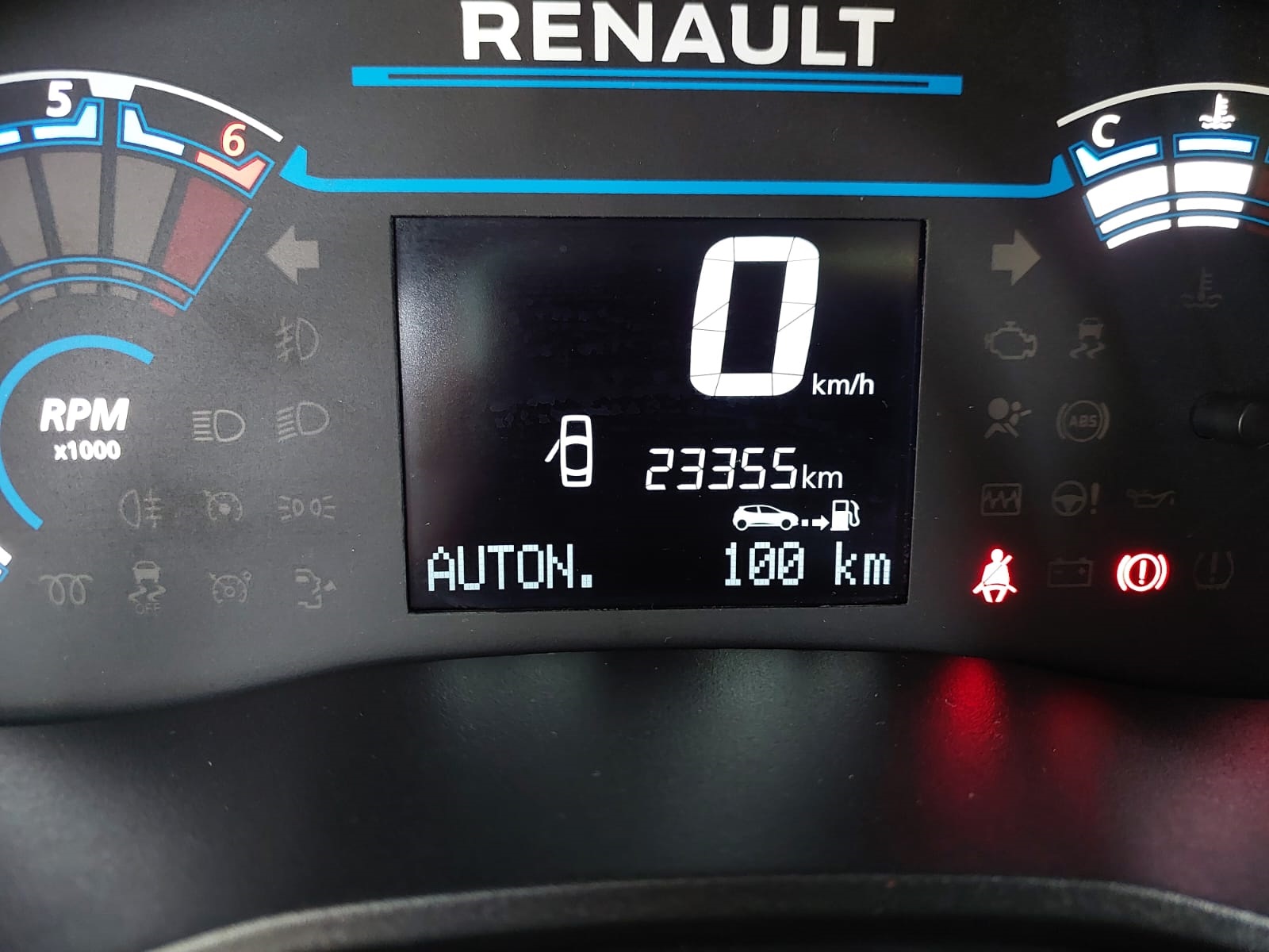 RENAULT KWID