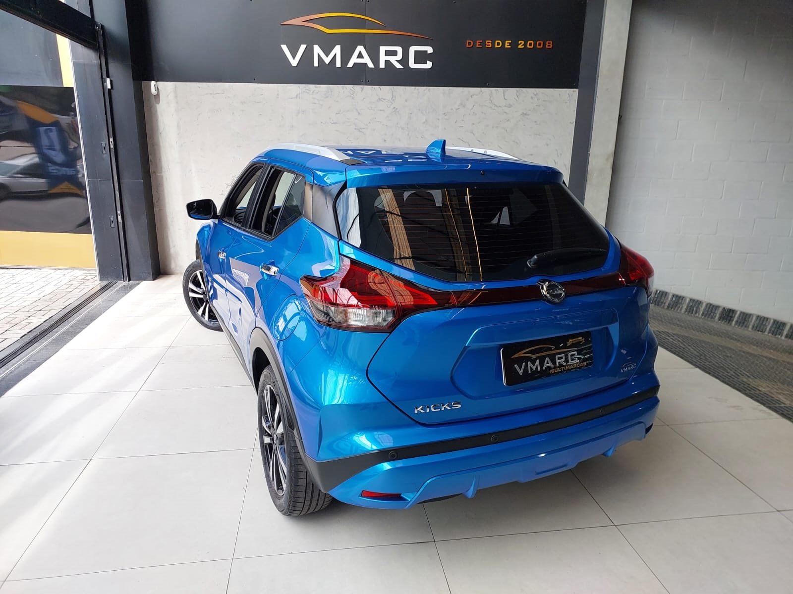NISSAN KICKS