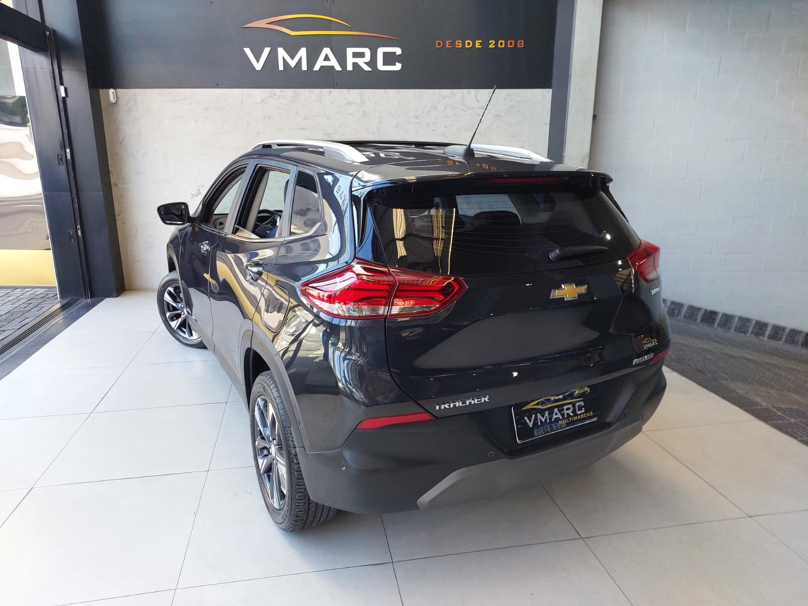 CHEVROLET TRACKER