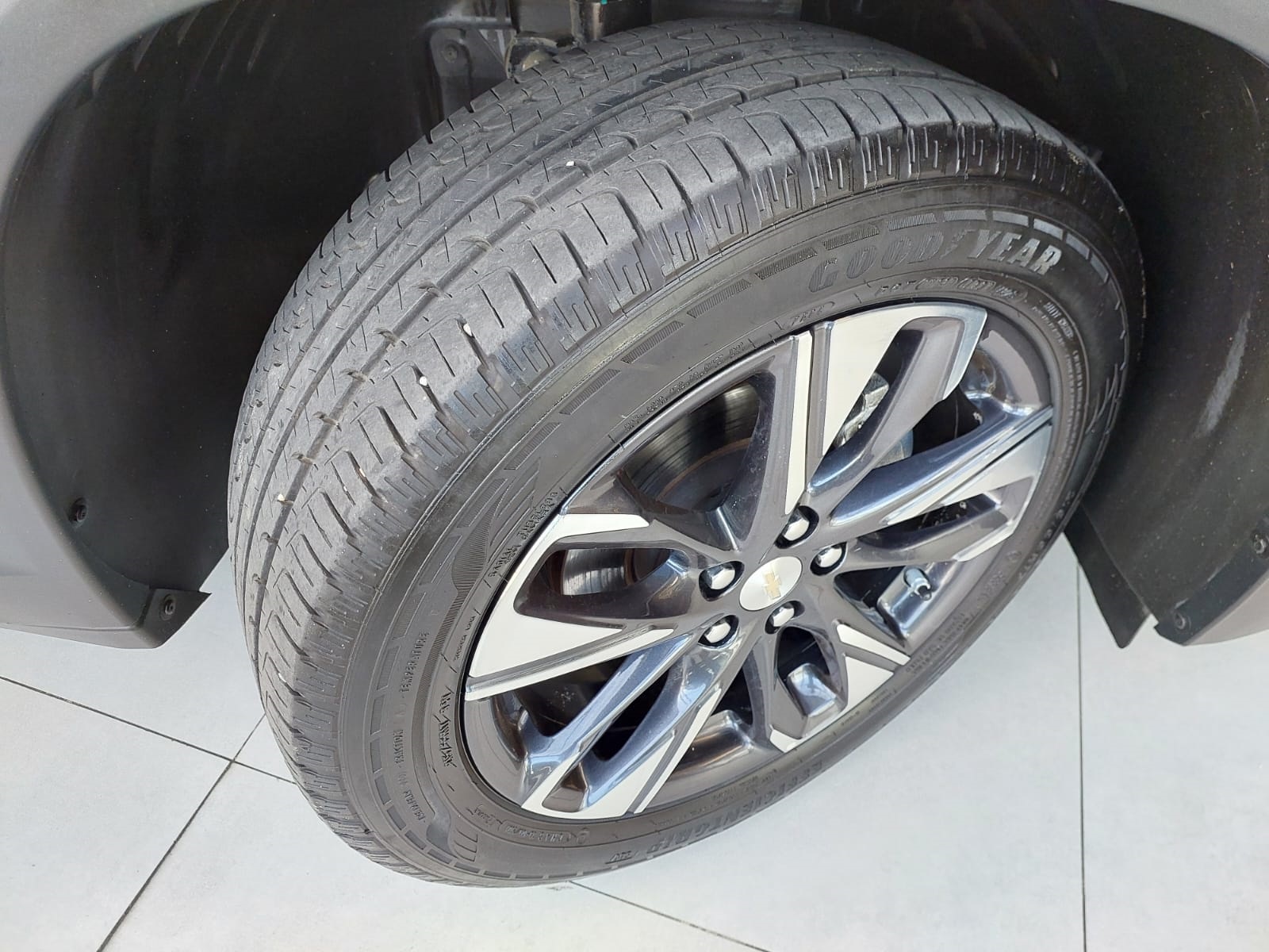 CHEVROLET TRACKER