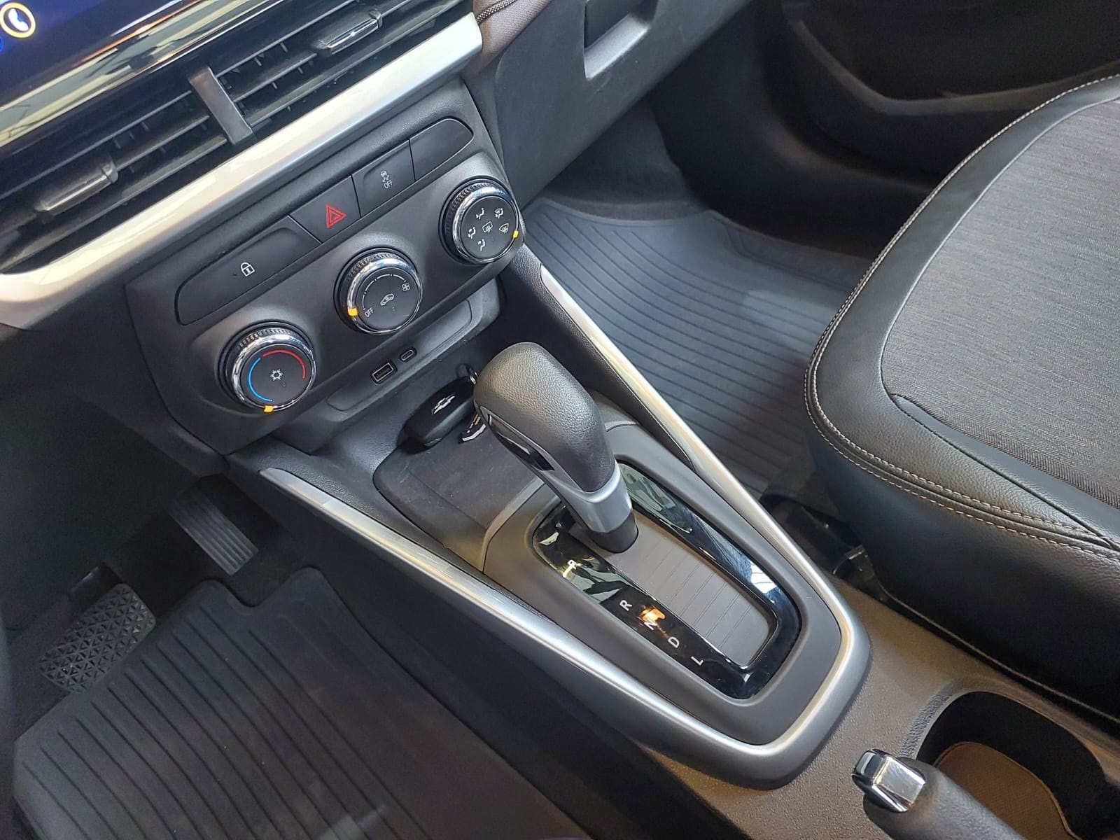 CHEVROLET MONTANA