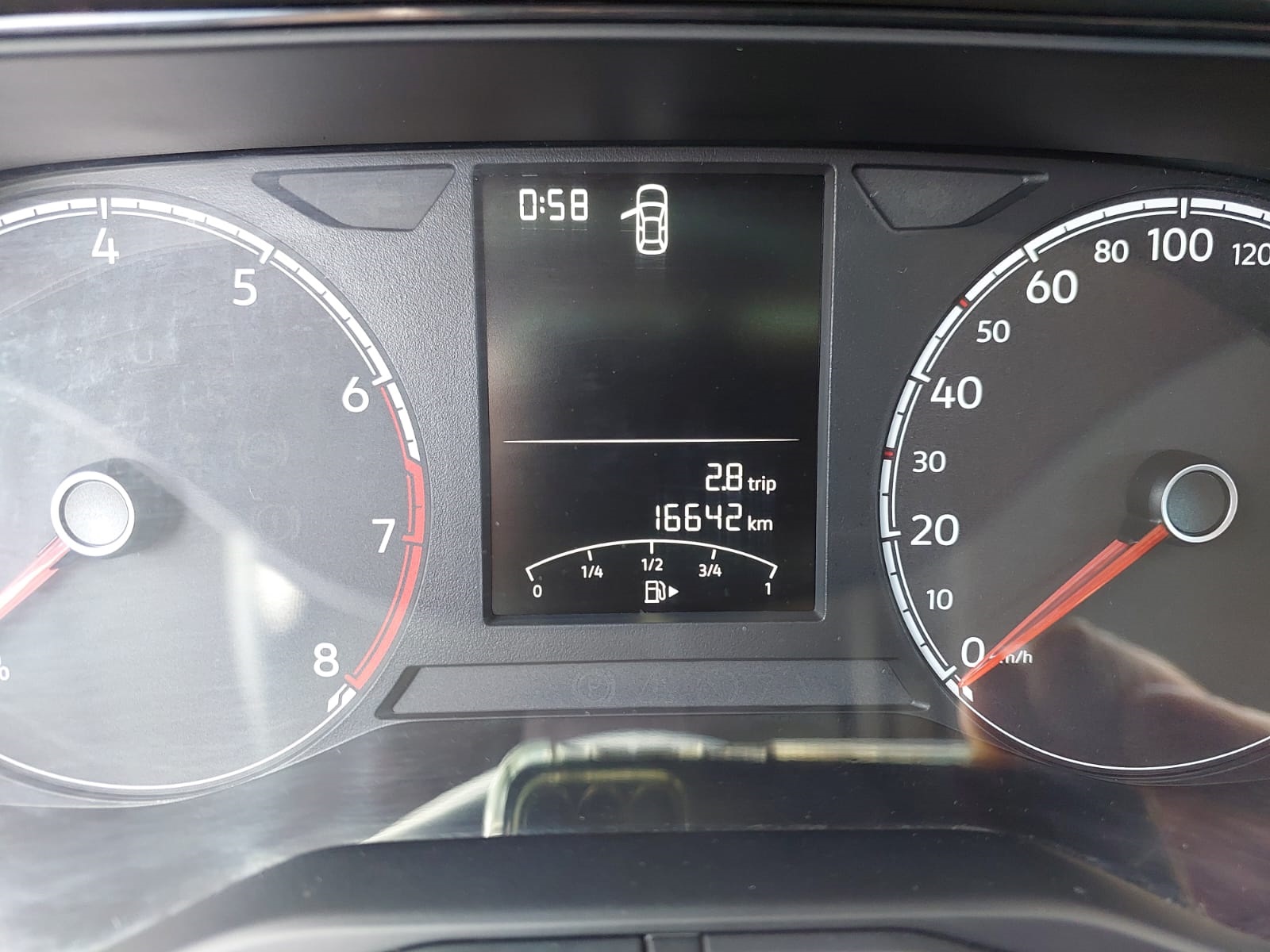 VOLKSWAGEN POLO