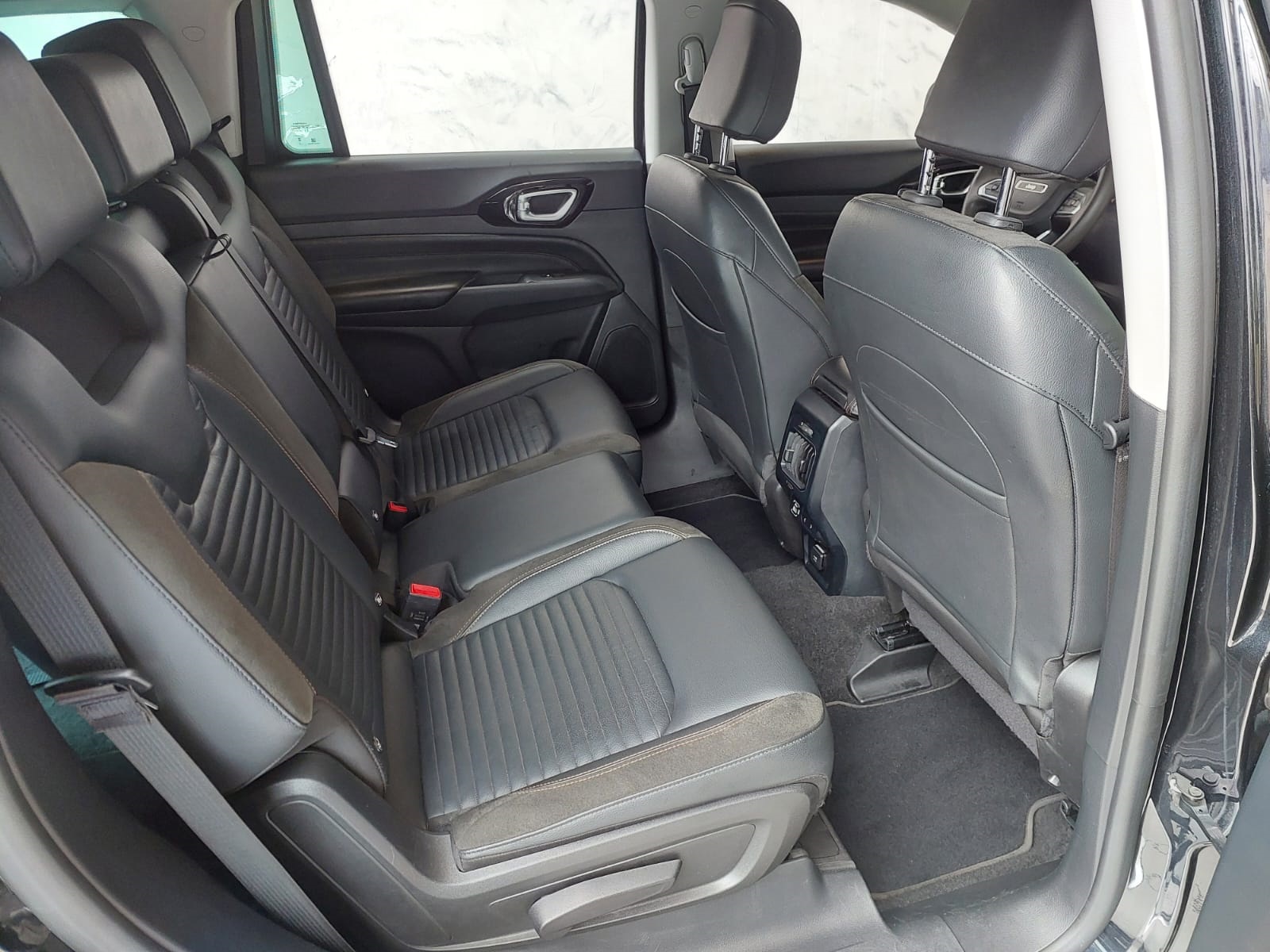JEEP COMMANDER