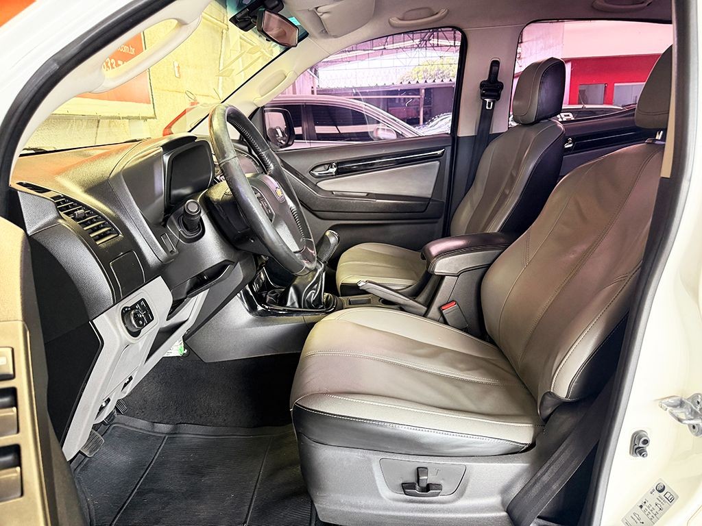 CHEVROLET S10