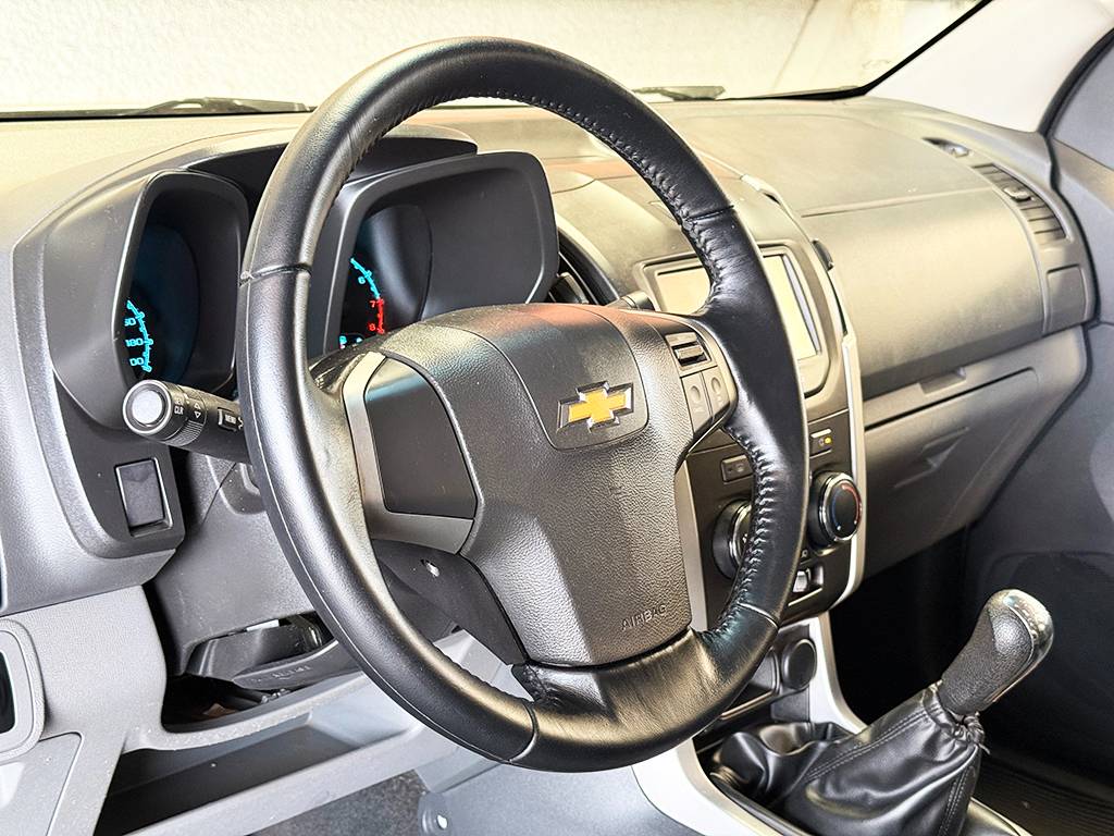 CHEVROLET S10