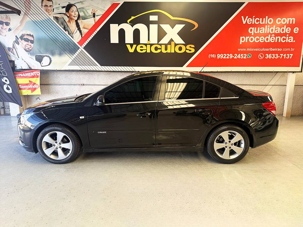 CHEVROLET CRUZE