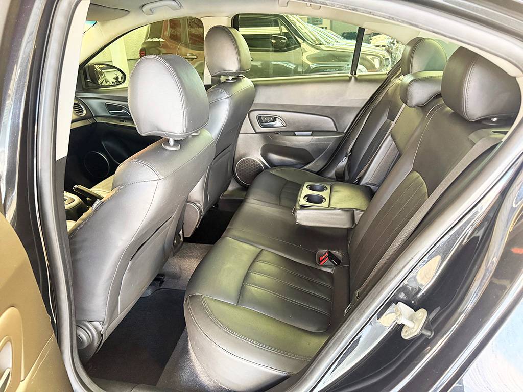 CHEVROLET CRUZE