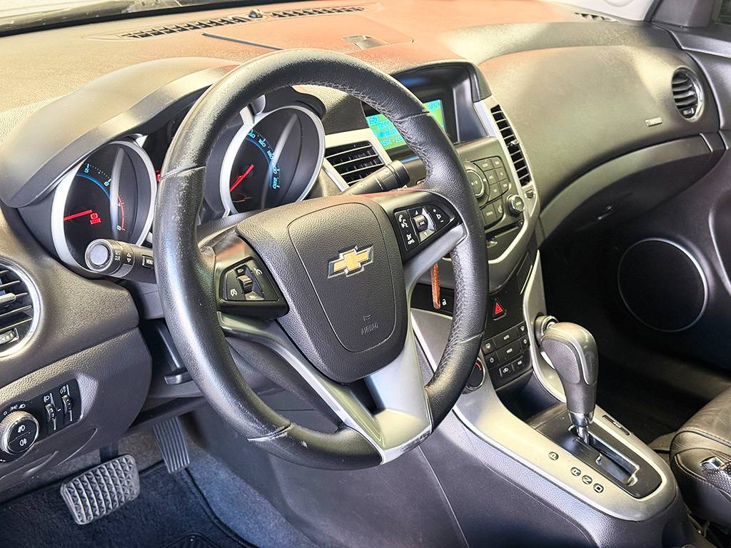 CHEVROLET CRUZE