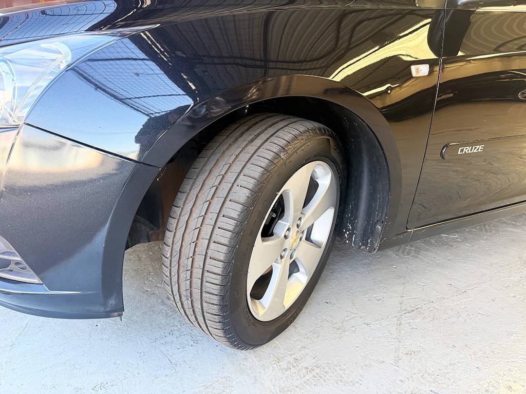 CHEVROLET CRUZE