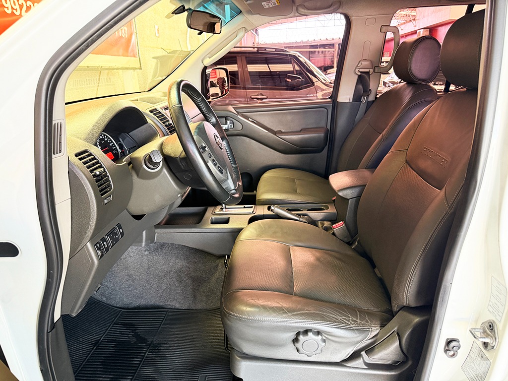 NISSAN FRONTIER