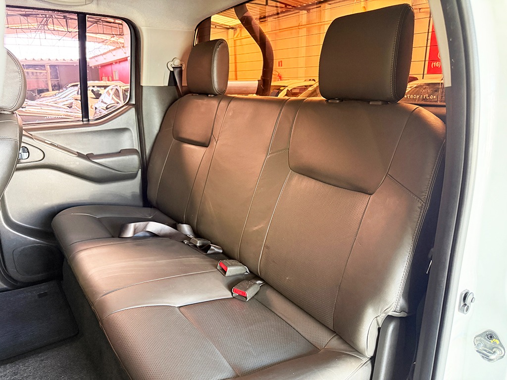 NISSAN FRONTIER