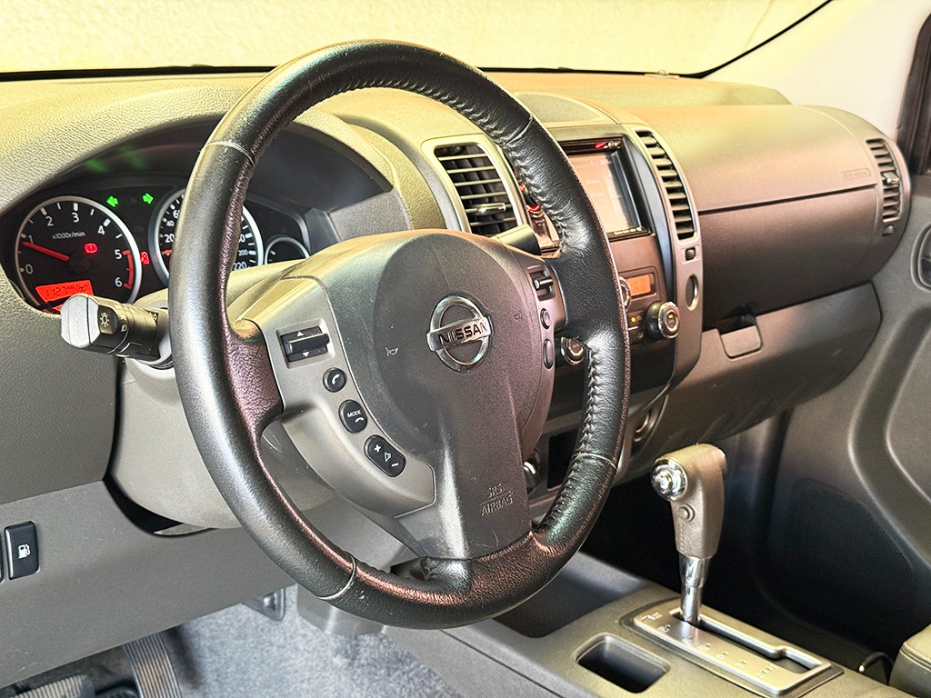 NISSAN FRONTIER