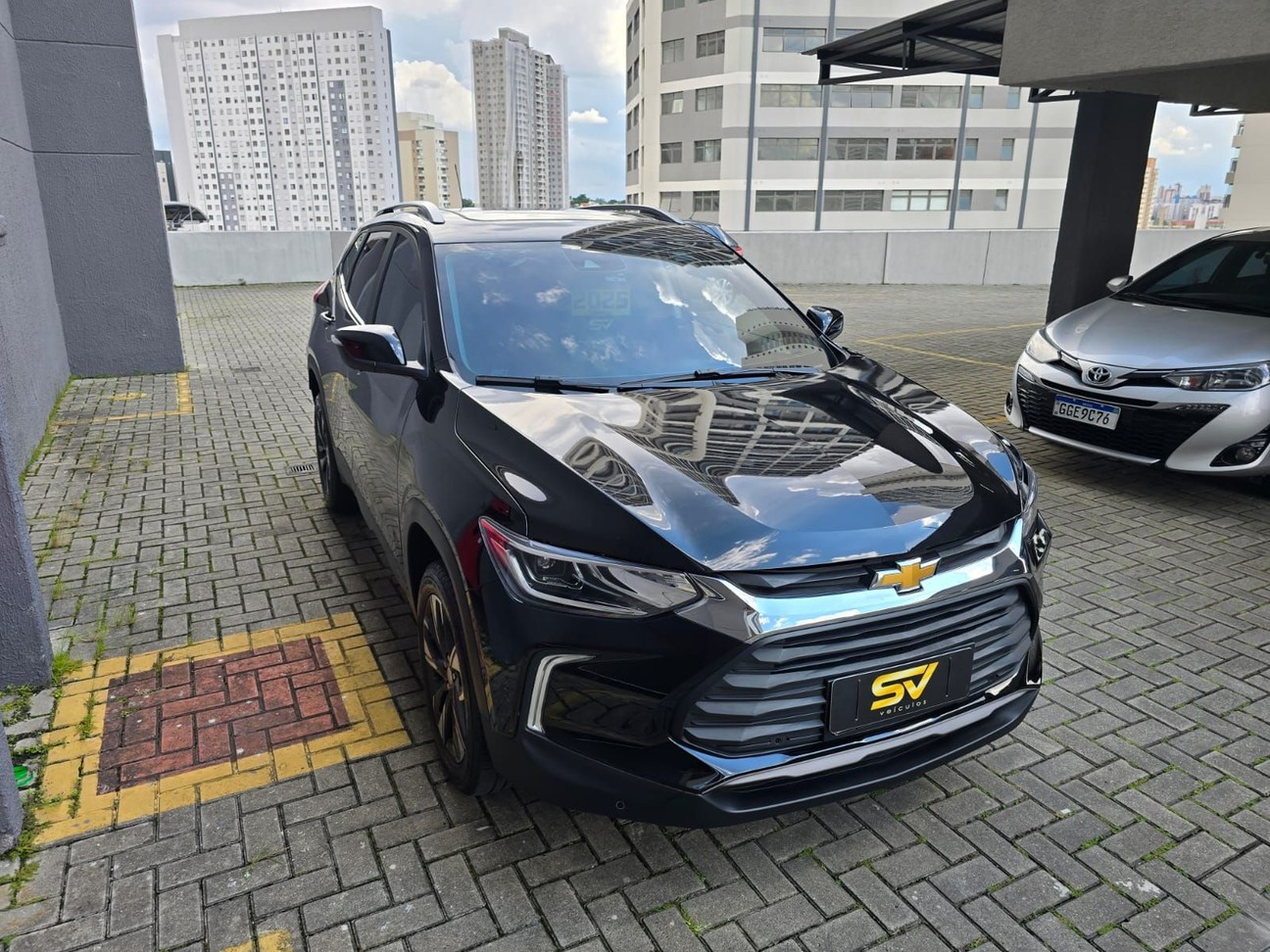 CHEVROLET TRACKER