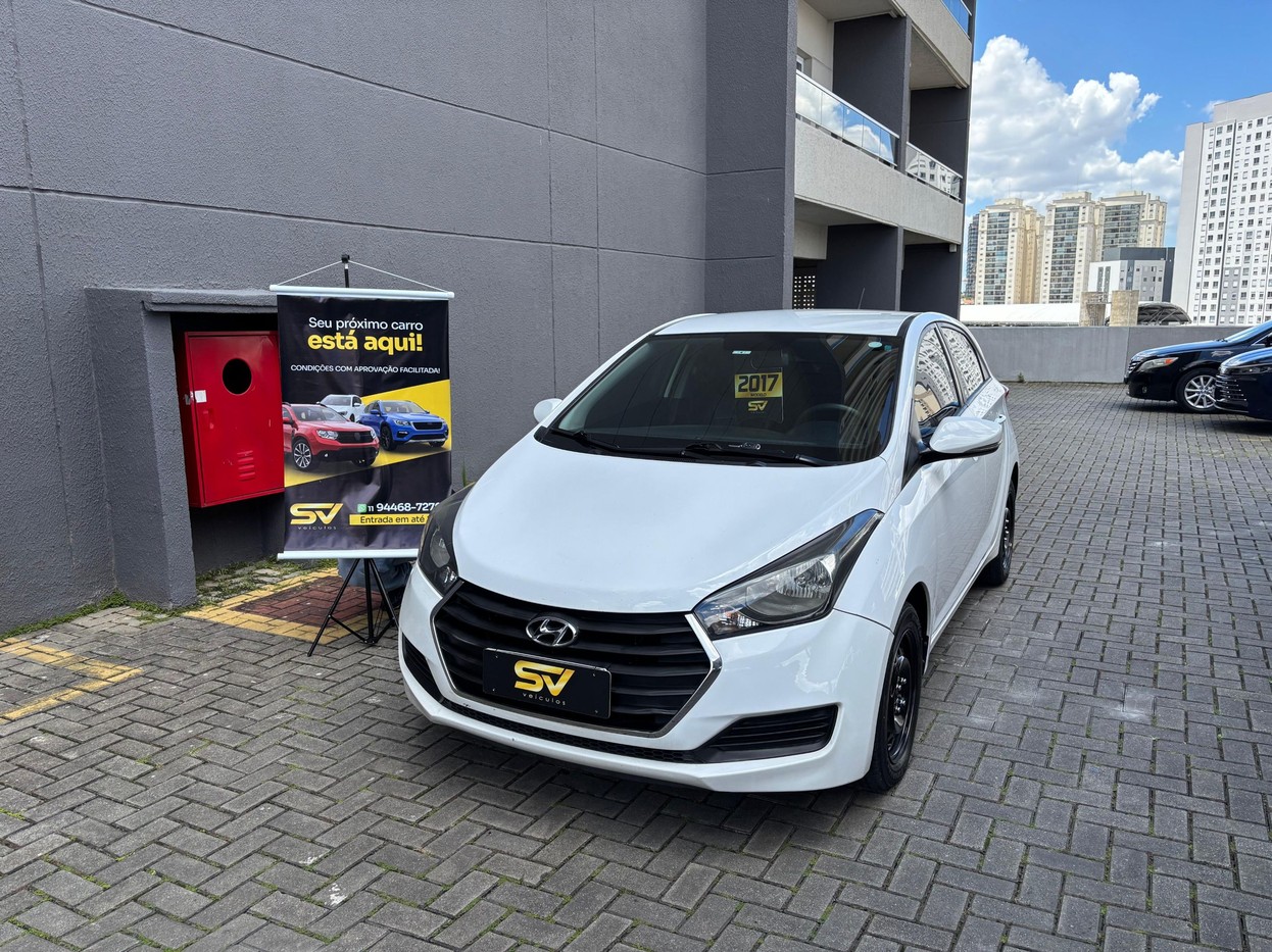 HYUNDAI HB20