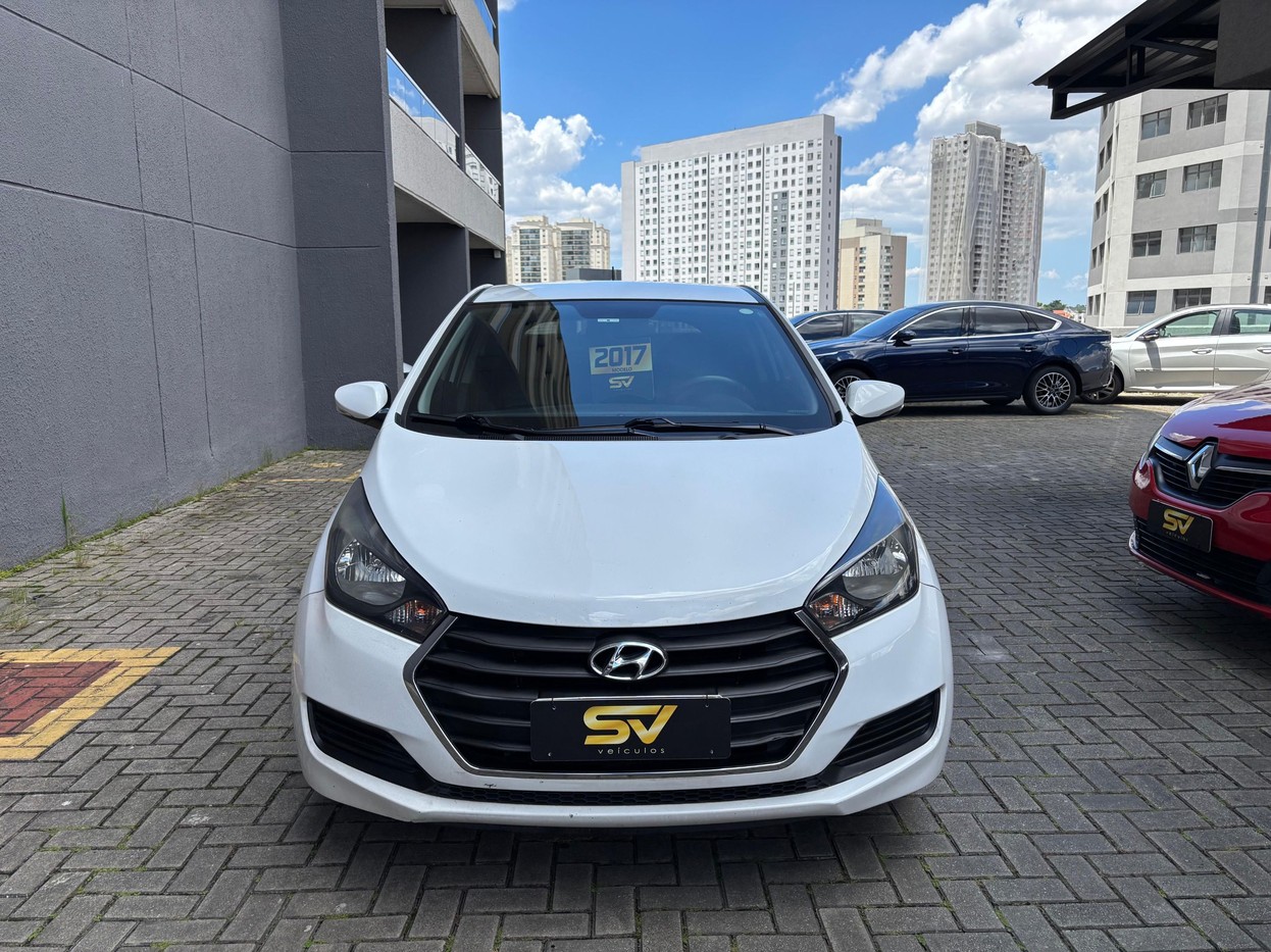 HYUNDAI HB20