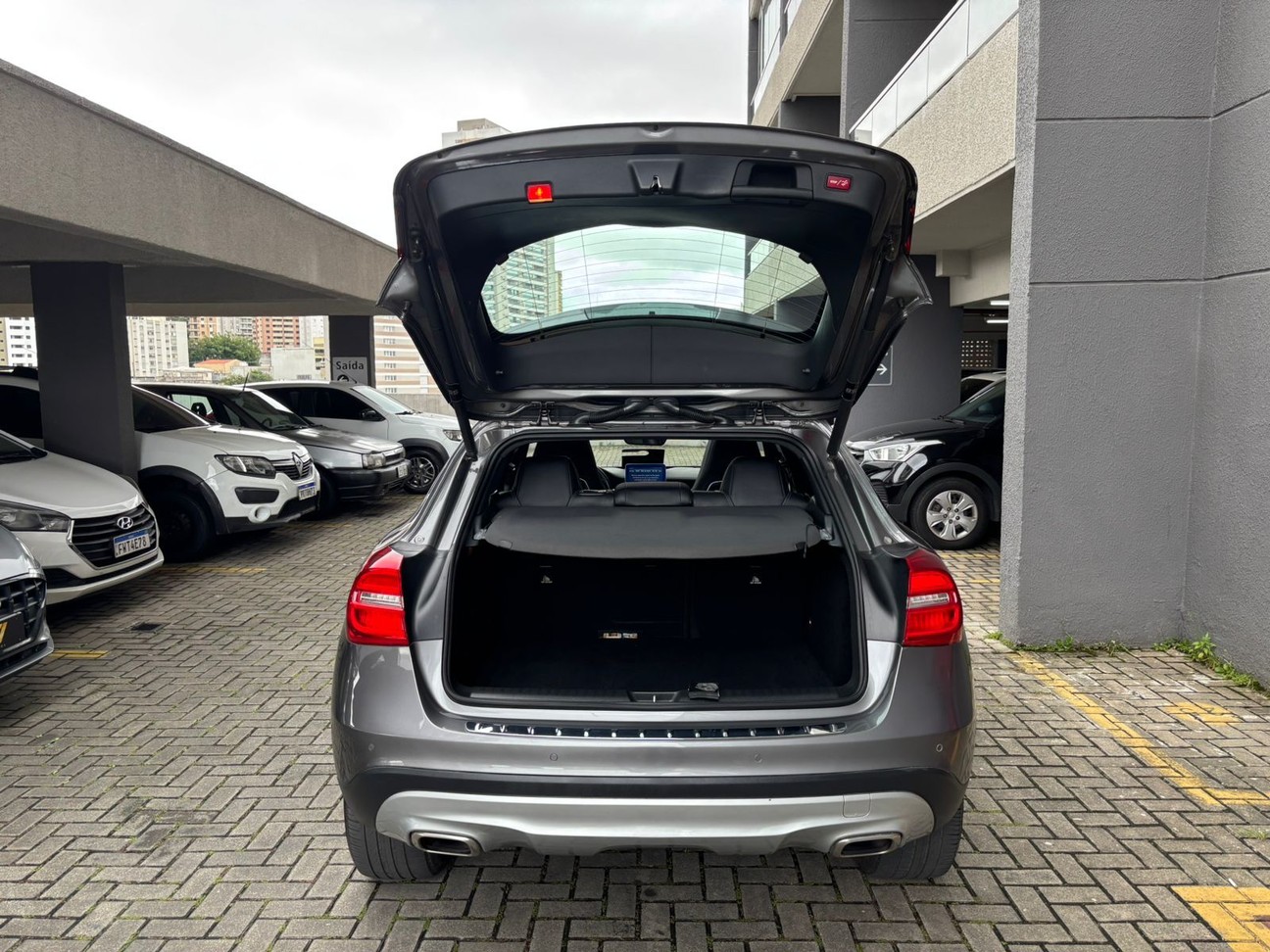 MERCEDES-BENZ GLA 250