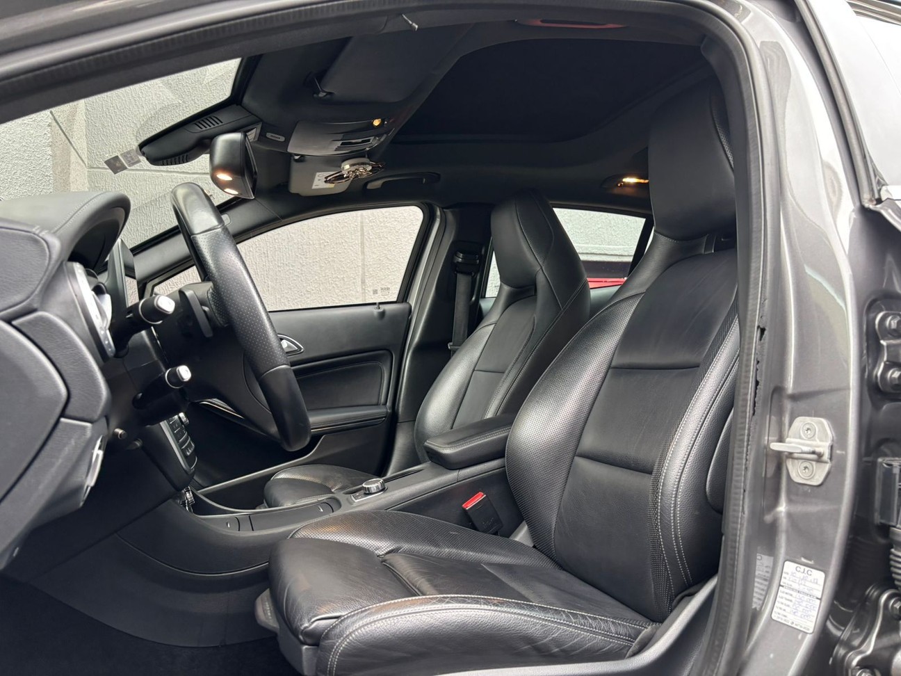 MERCEDES-BENZ GLA 250