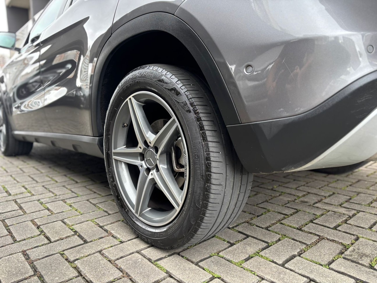 MERCEDES-BENZ GLA 250