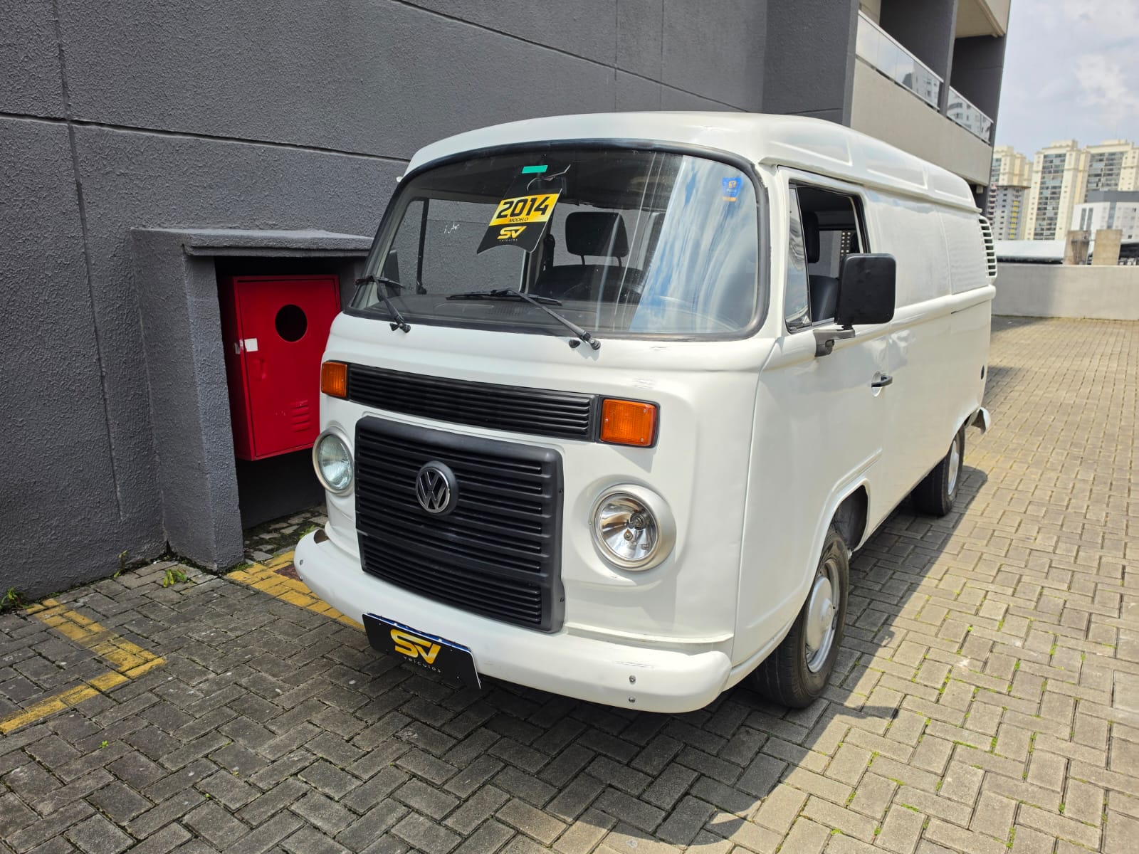 VOLKSWAGEN KOMBI