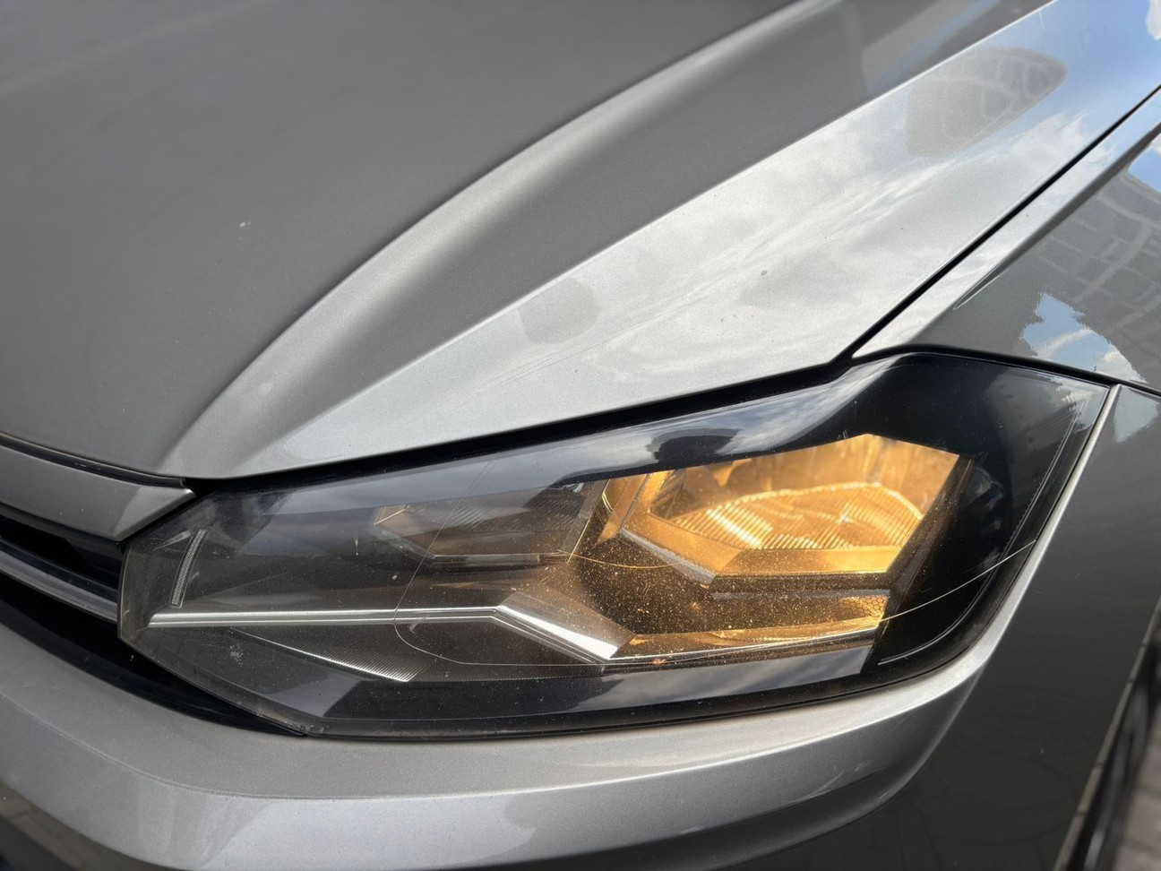 VOLKSWAGEN VIRTUS