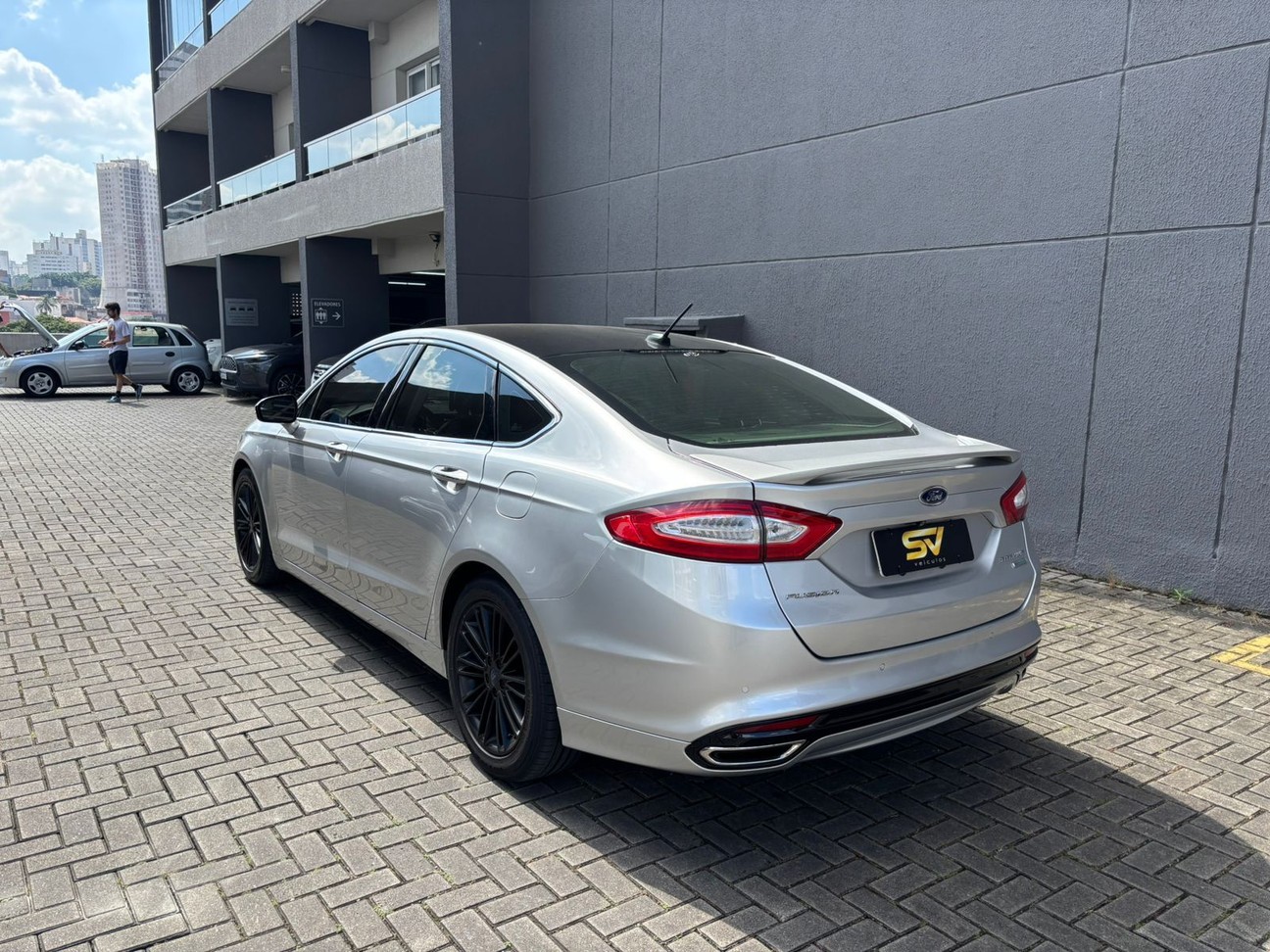 FORD FUSION