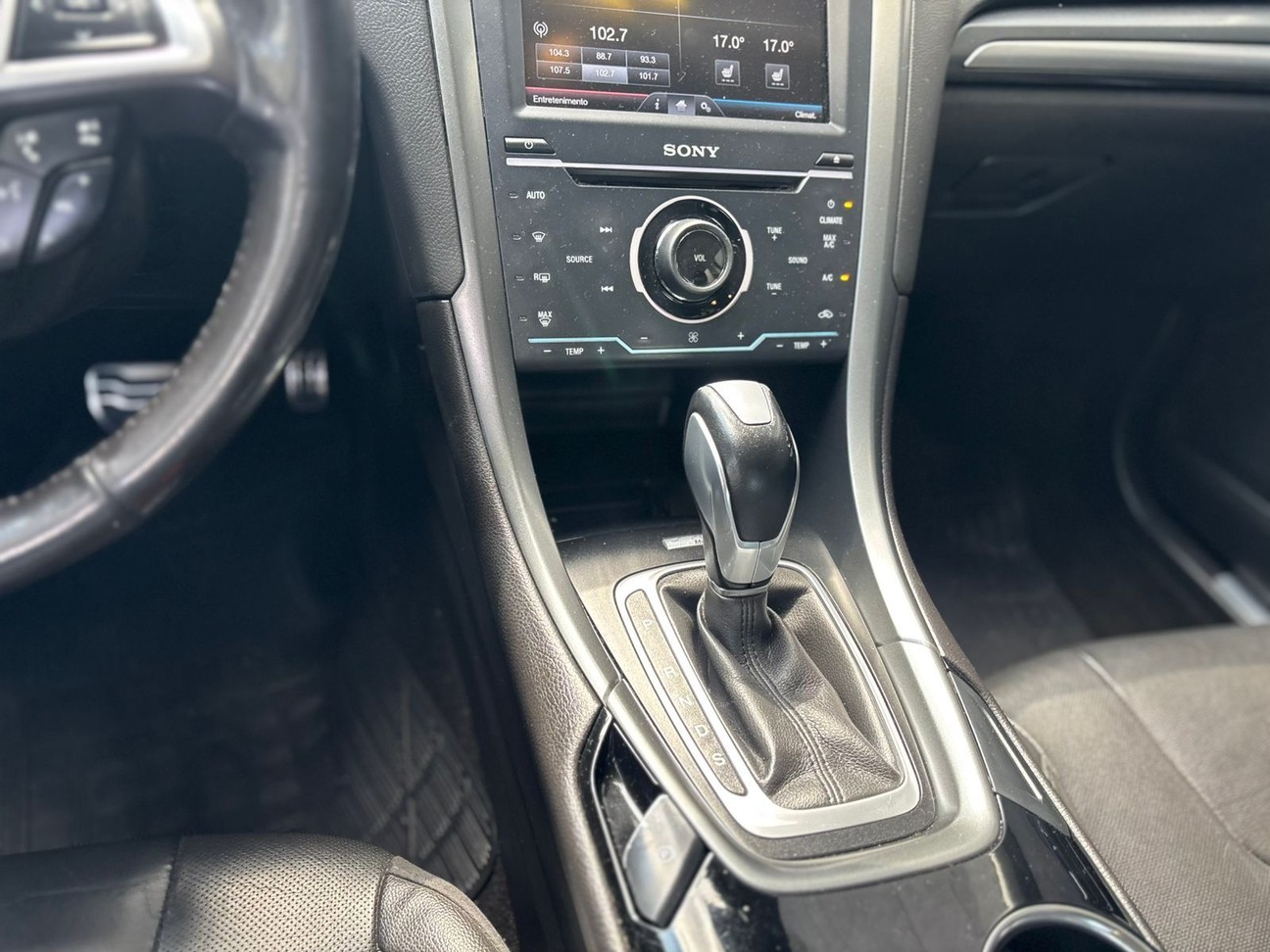 FORD FUSION