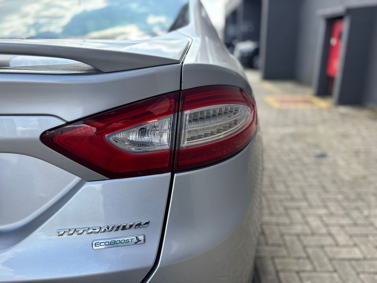FORD FUSION