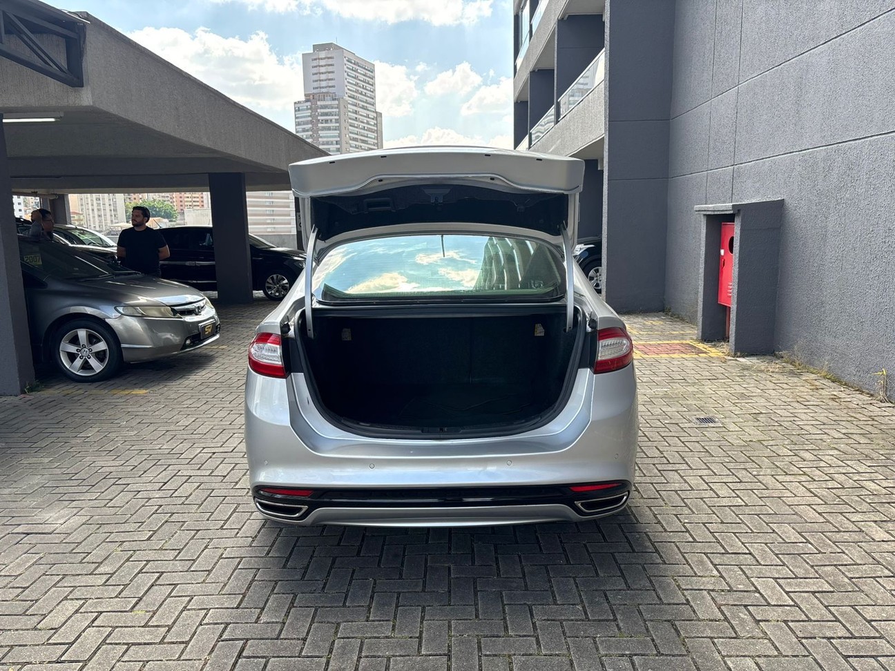 FORD FUSION