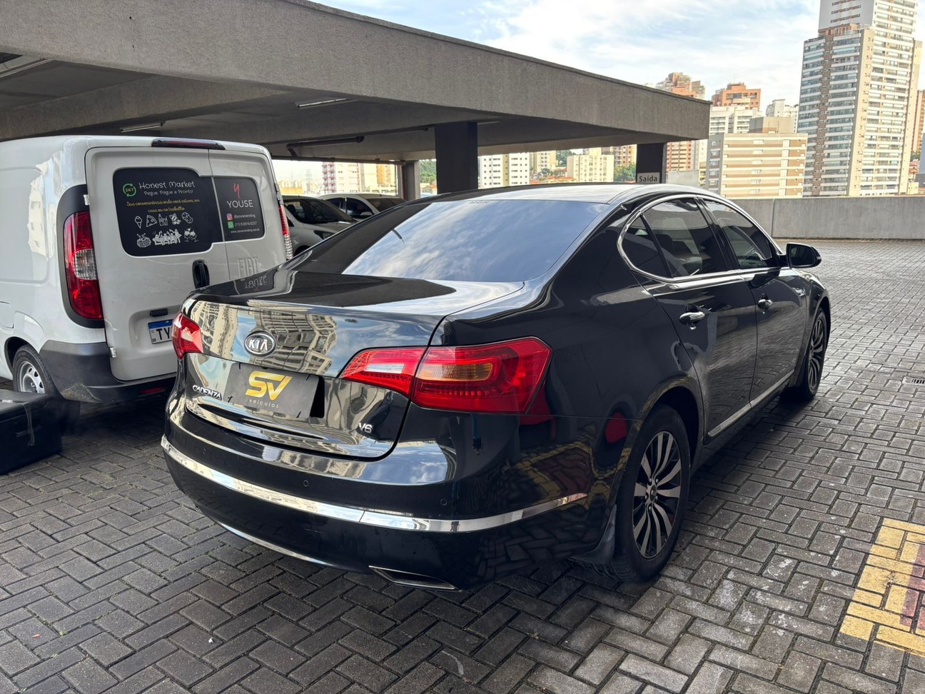 KIA CADENZA