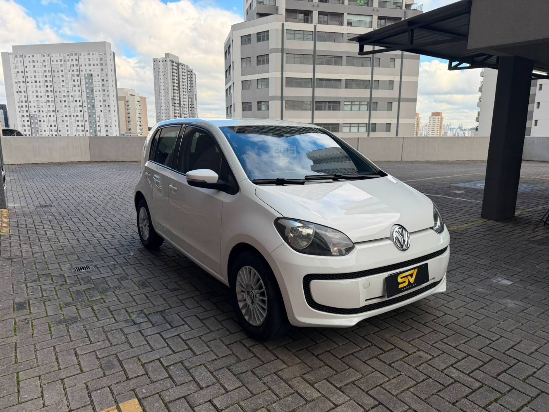 VOLKSWAGEN UP