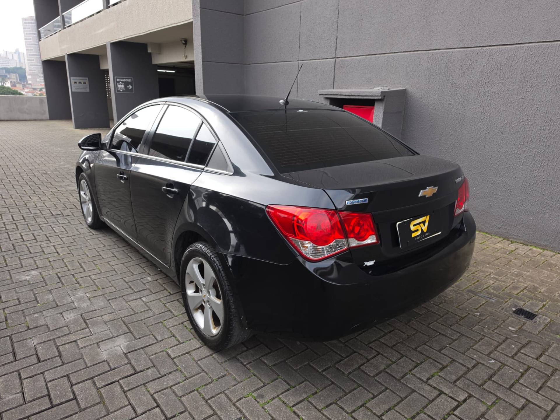 CHEVROLET CRUZE