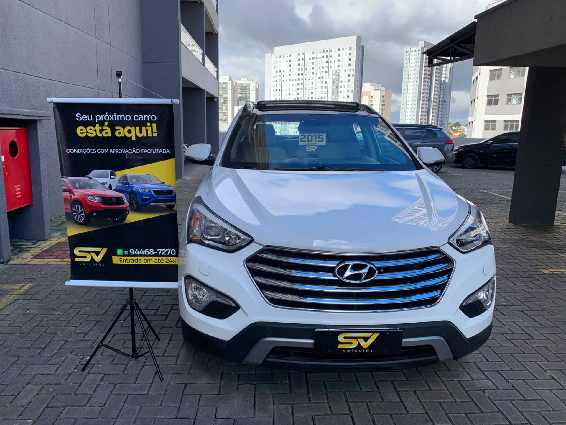 HYUNDAI GRAND SANTA FE