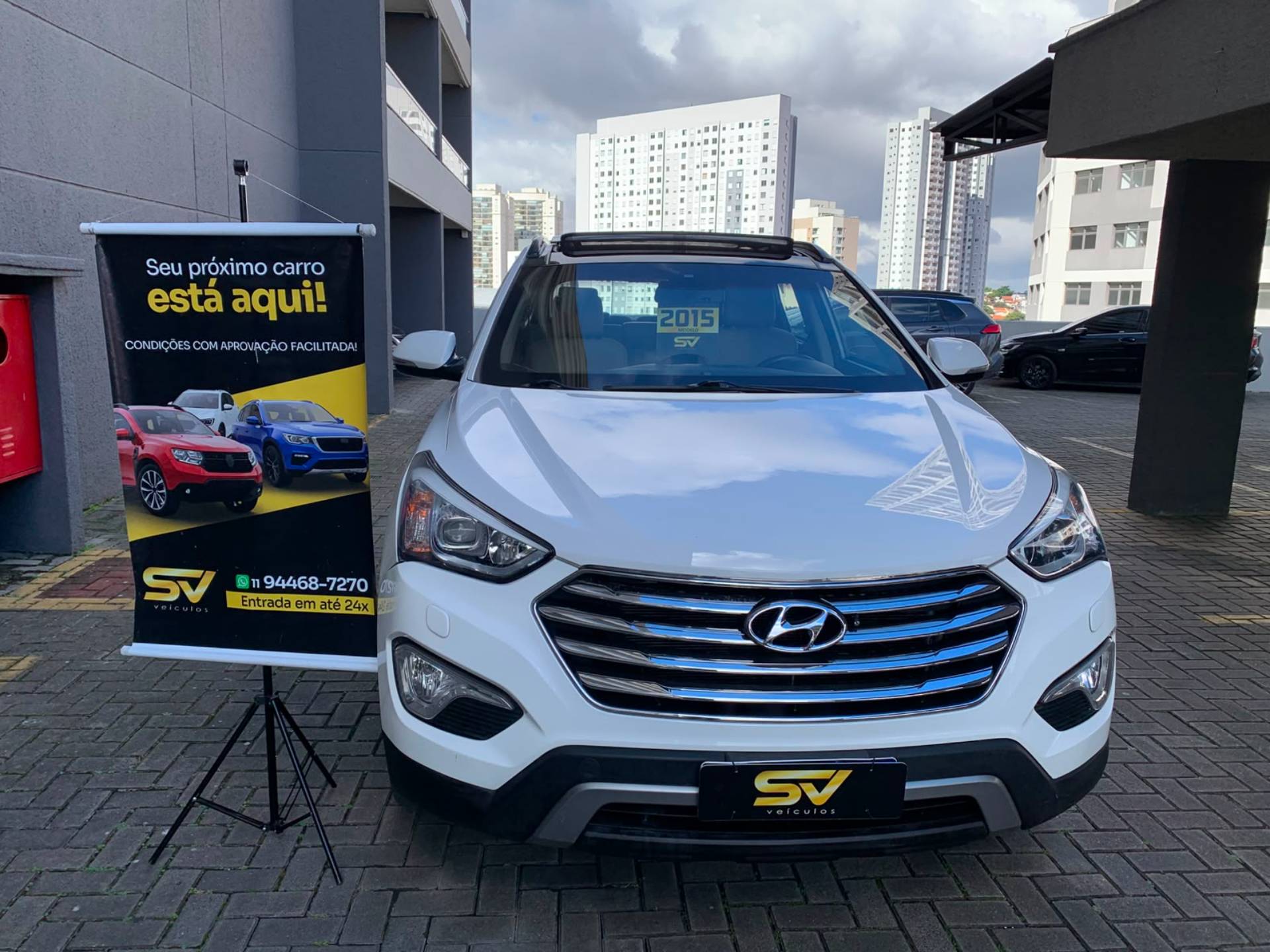 HYUNDAI GRAND SANTA FE