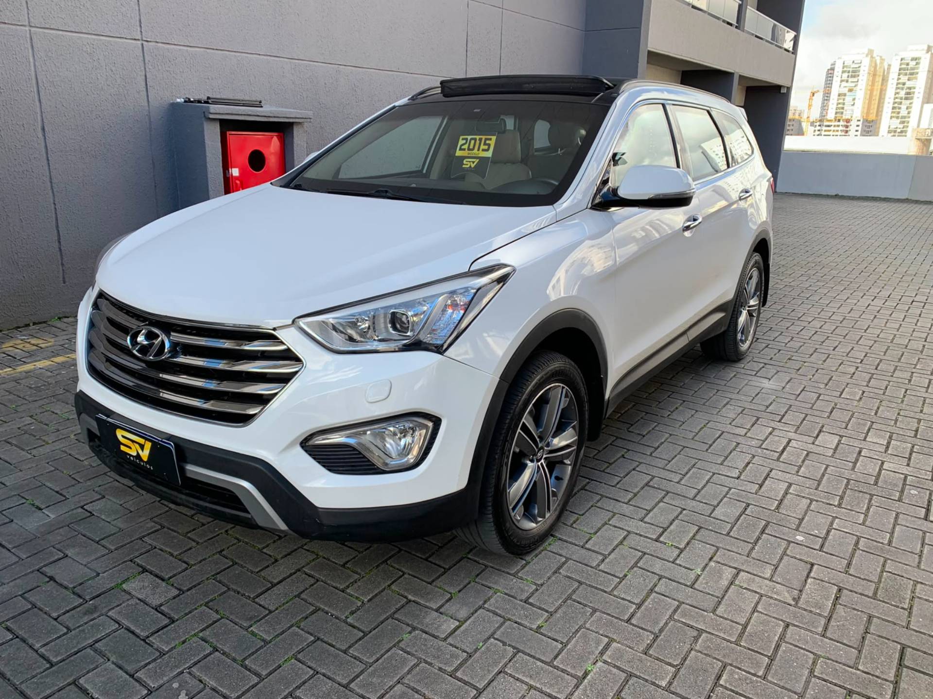 HYUNDAI GRAND SANTA FE