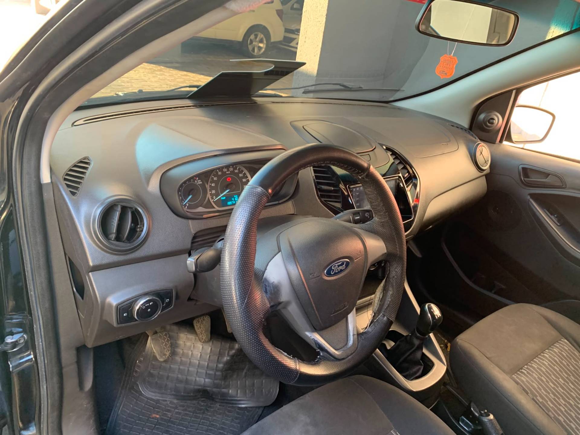 FORD KA