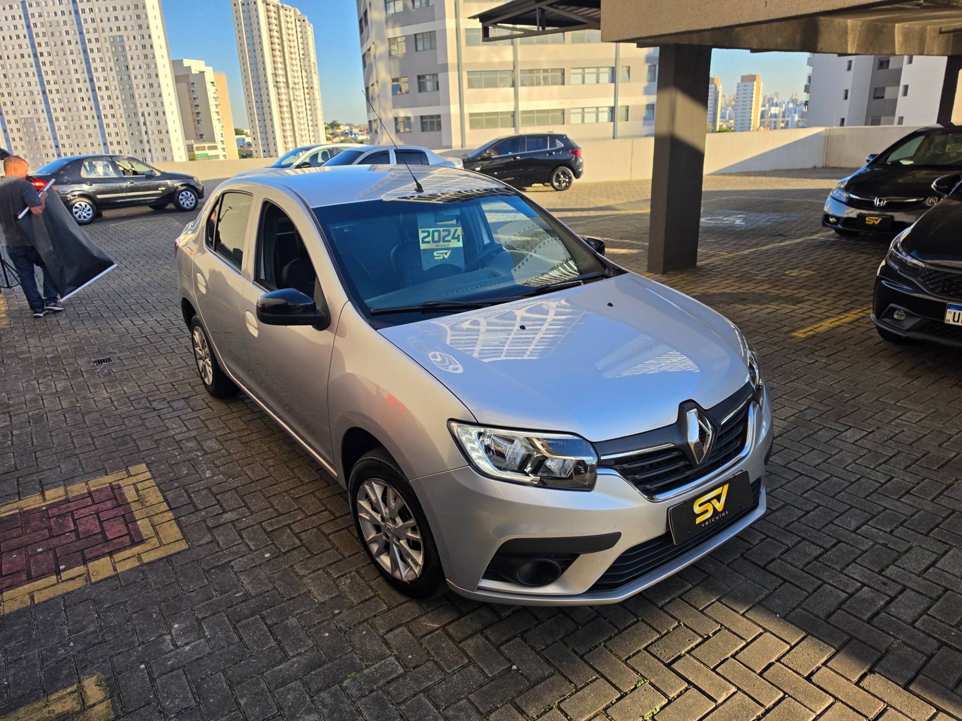 RENAULT LOGAN