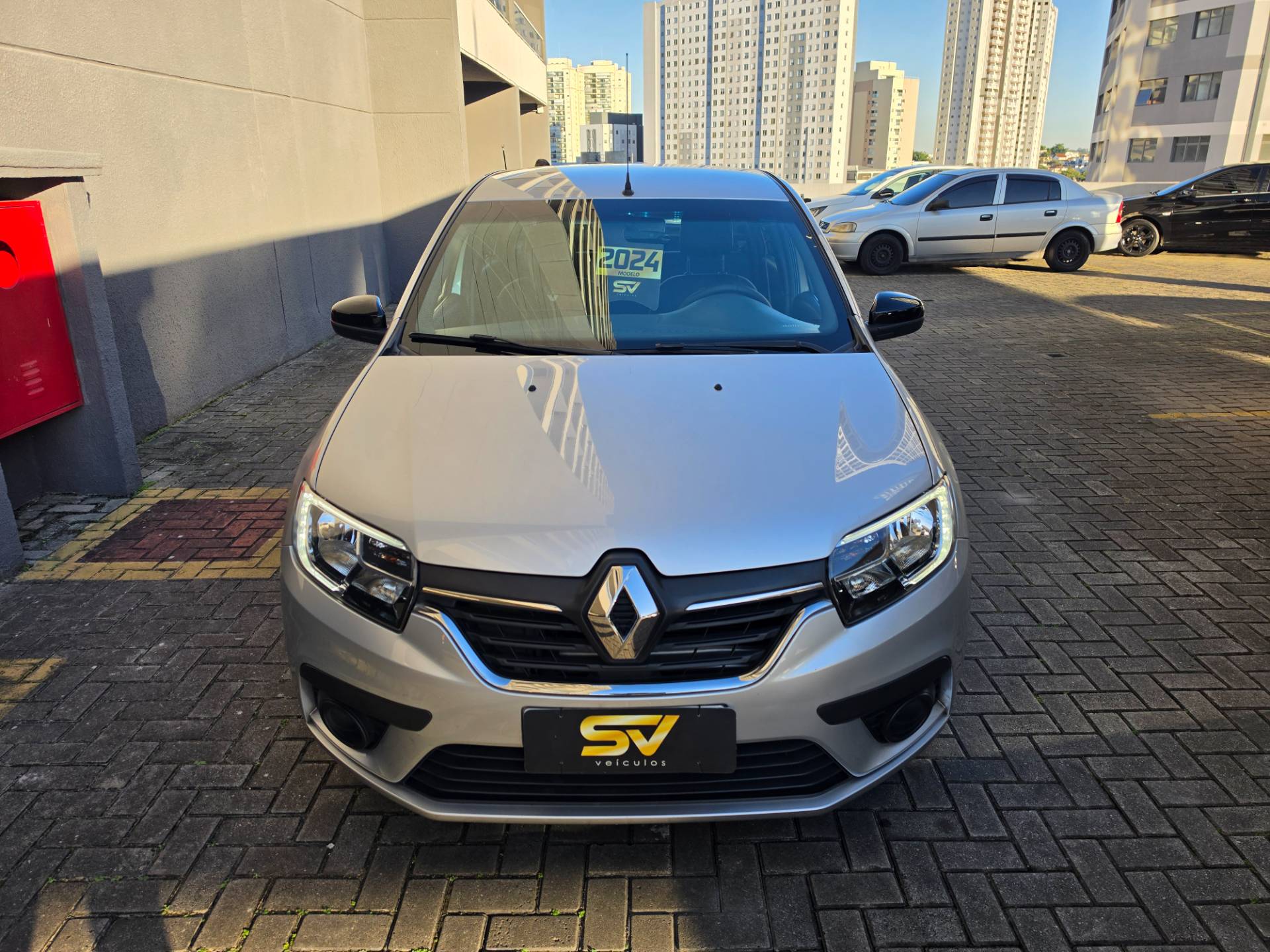 RENAULT LOGAN
