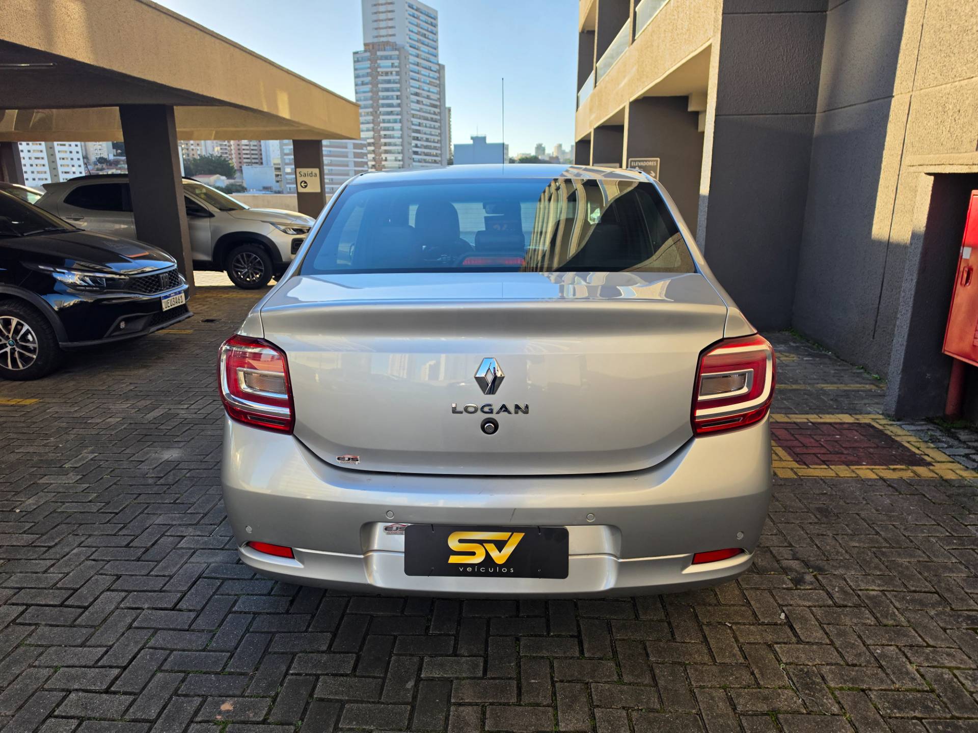 RENAULT LOGAN
