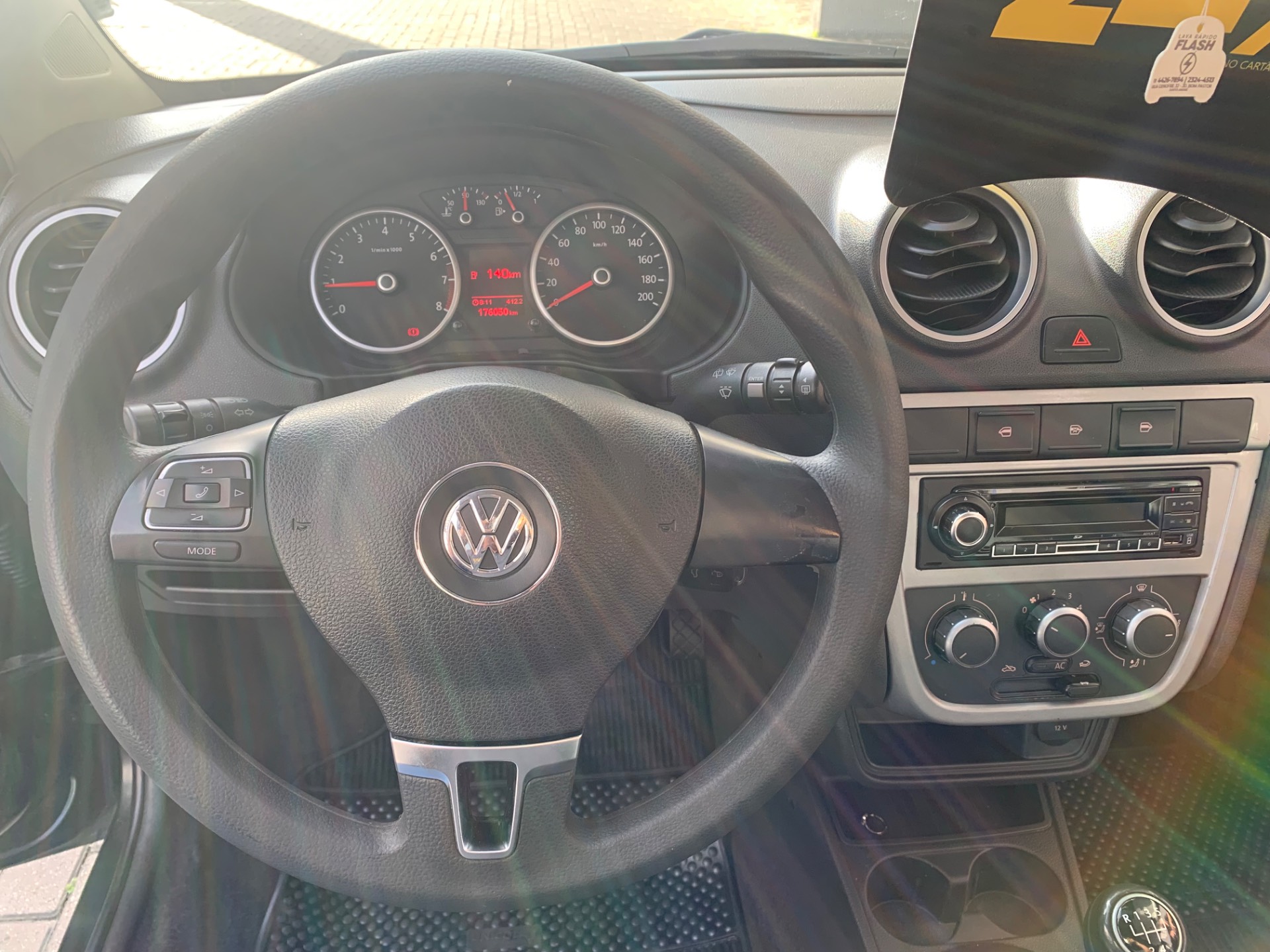 VOLKSWAGEN GOL