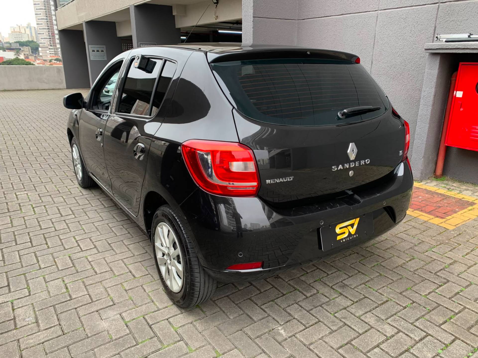 RENAULT SANDERO