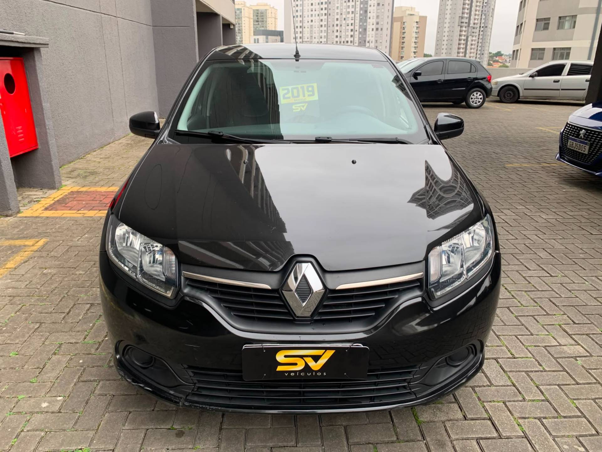 RENAULT SANDERO